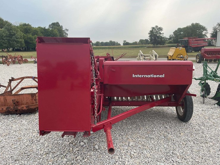 international-baler-image-8