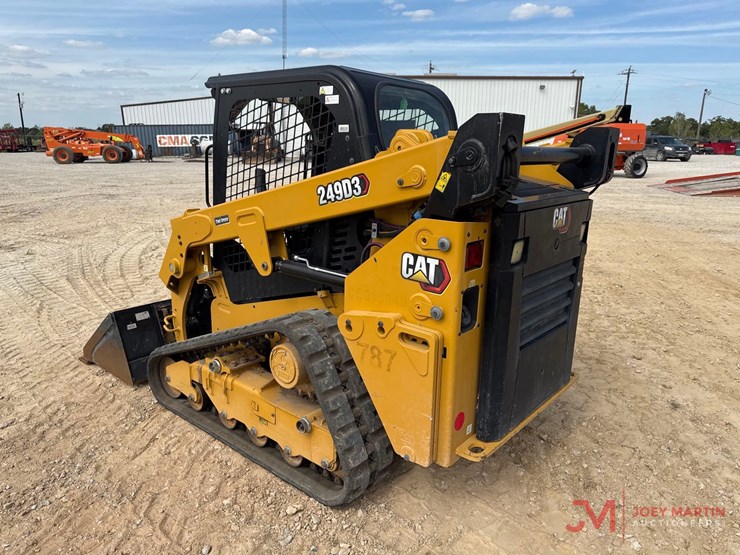 2022-caterpillar-249d3-image-3