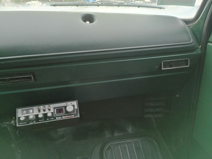 1976-dodge-ram-charger-image-41