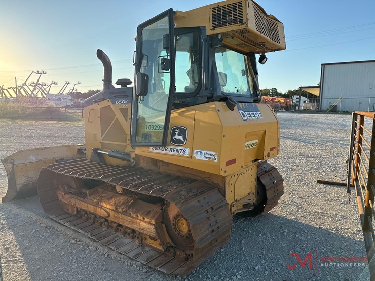 2019-deere-650k-lgp-image-3