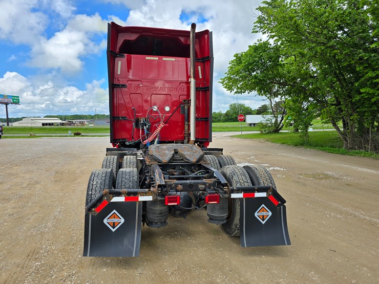 2015-international-prostar-image-17