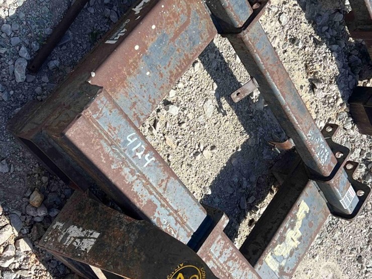 star-industries-forklift-fork-hoist-image-1