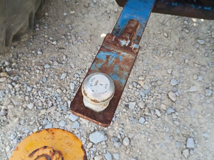 1972-ford-tractor-image-37