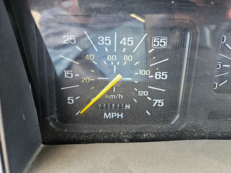 1993-ford-f800-image-51