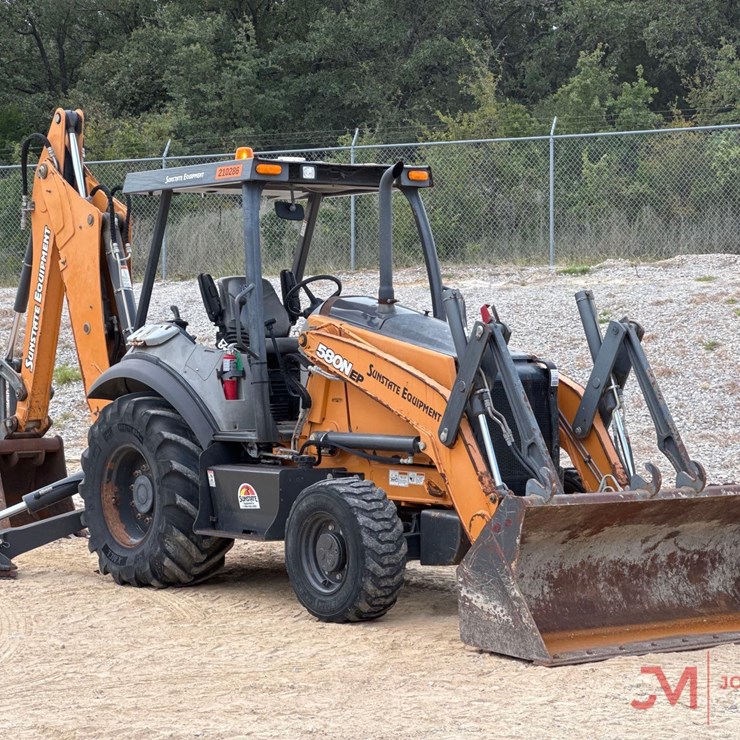 2021 CASE 580N EP