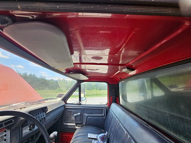 1993-ford-f800-image-43