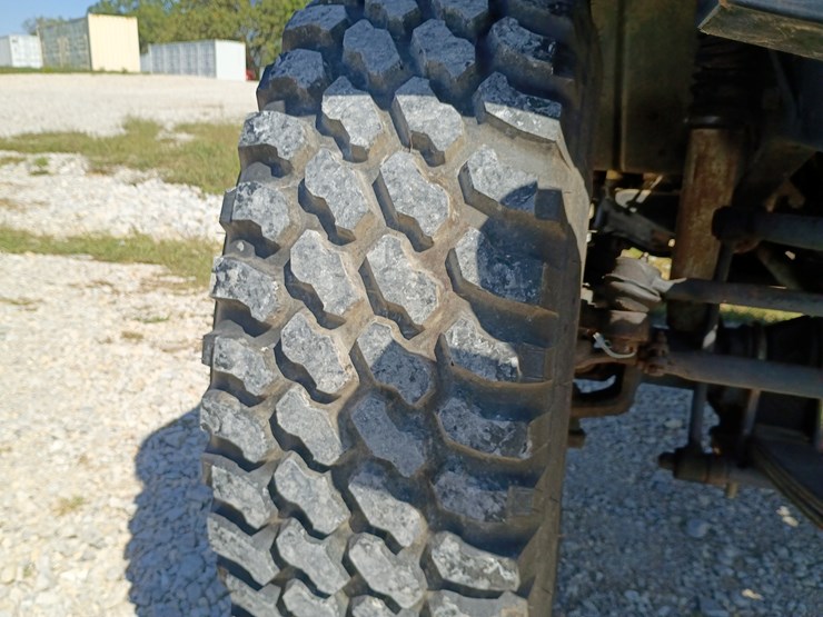 1995-jeep-wrangler-image-63