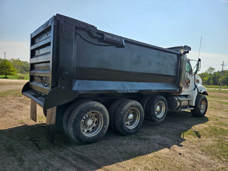 2006-sterling-l9500-image-19