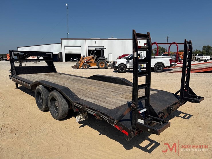 2021-custom-trailer-image-3