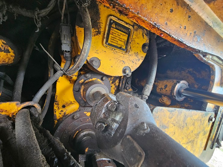 648-deere-648e-image-78