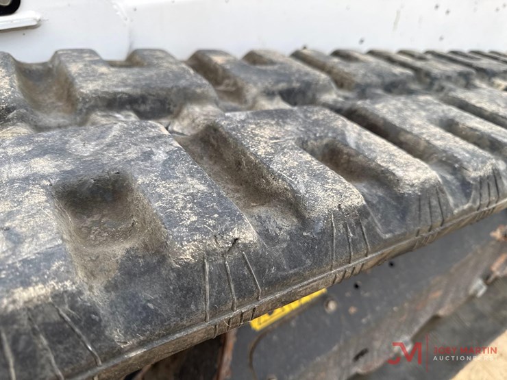 2019-bobcat-t595-image-11