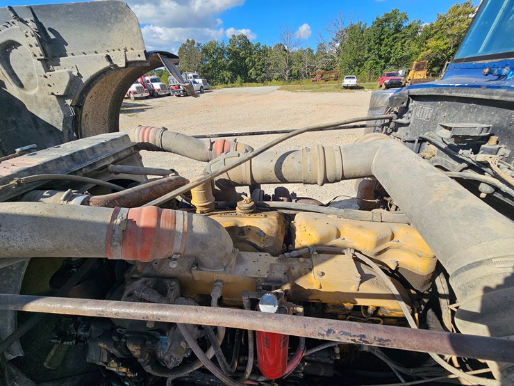 1989-peterbilt-379-image-35