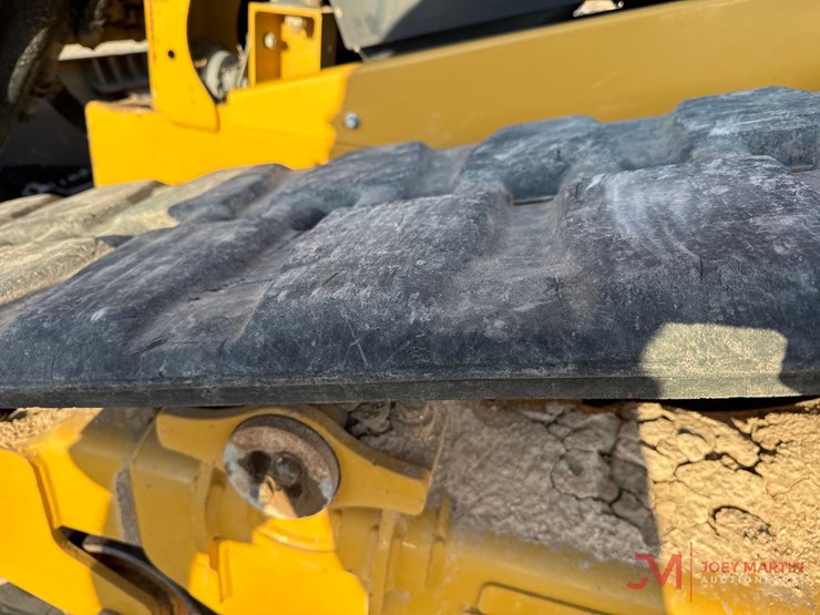 2017-caterpillar-289d-image-8
