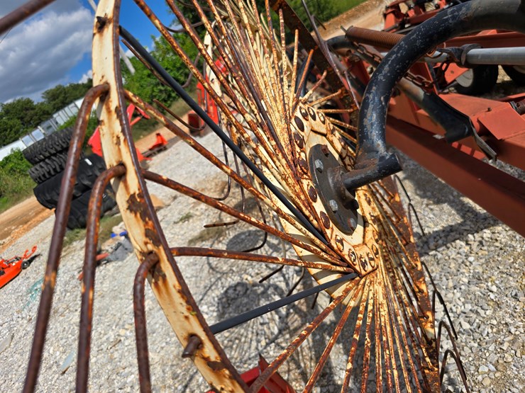 2000-h-&-s-bf16-image-41