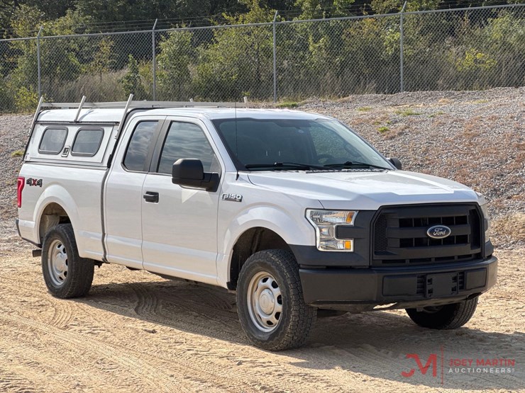 2016-ford-f150-xl-image-1