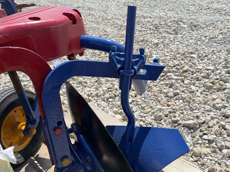 2-bottom-fast-hitch-disc-plow-image-16
