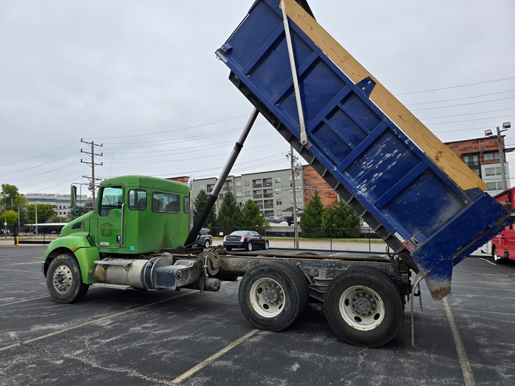 2016-kenworth-t370-image-60