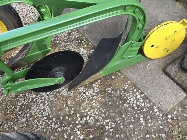 john-deere-52-image-5