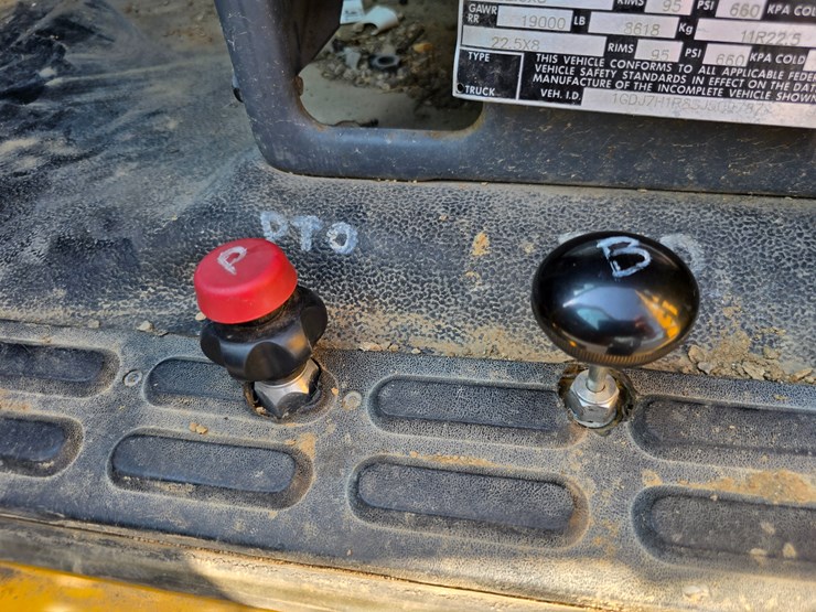 1995-gmc-topkick-image-60