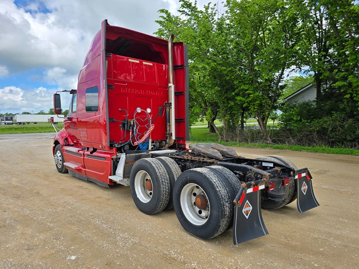 2015-international-prostar-image-13