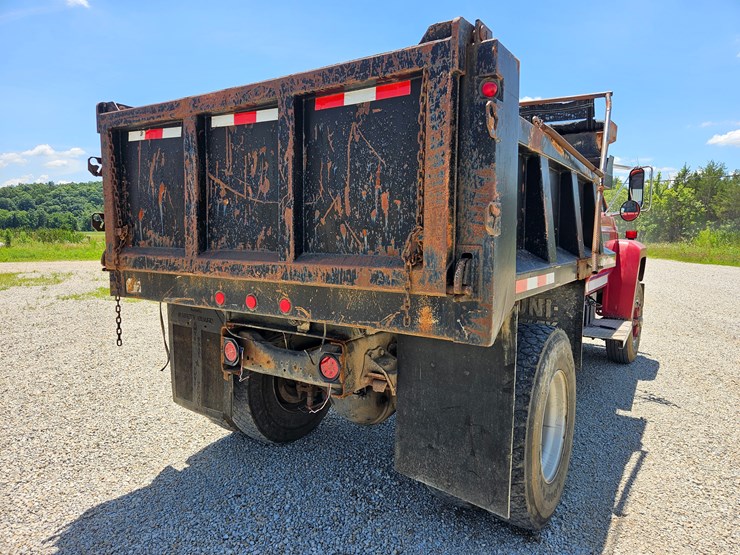 1993-ford-f800-image-14