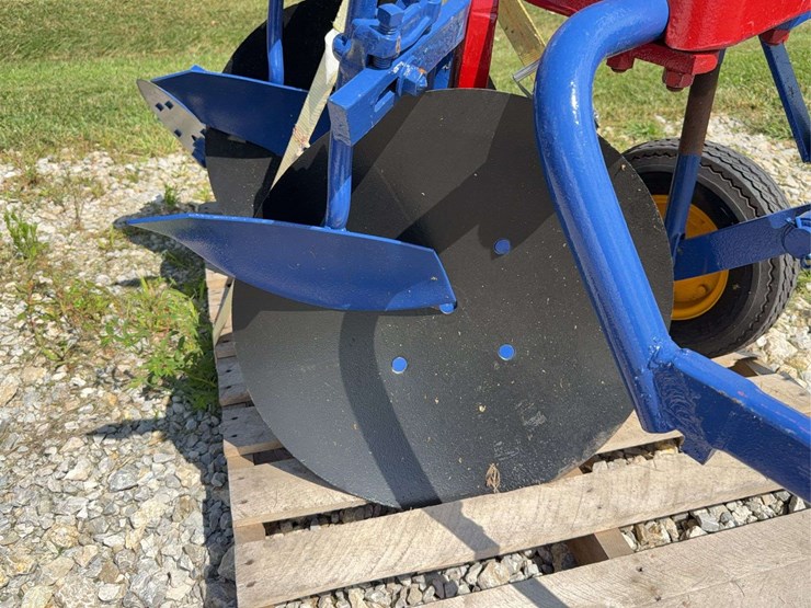 2-bottom-fast-hitch-disc-plow-image-14