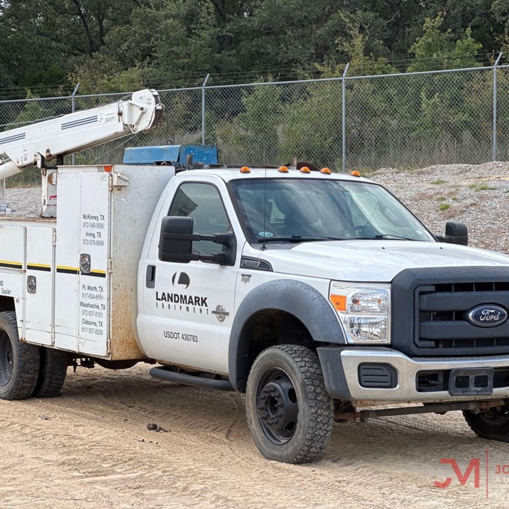2014 FORD F550 XL
