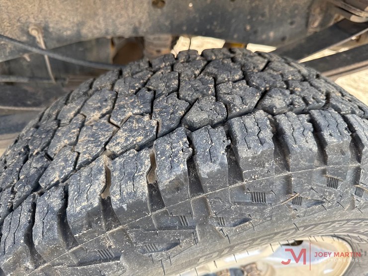 2012-ford-f350-xlt-image-8