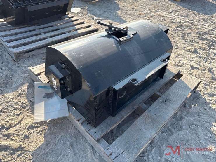 new-hydraulic-concrete-mixing-bucket-mini-skid-steer-attachment-image-3
