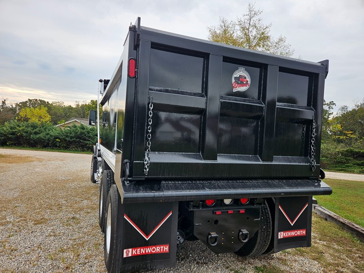 2015-kenworth-t800-image-14