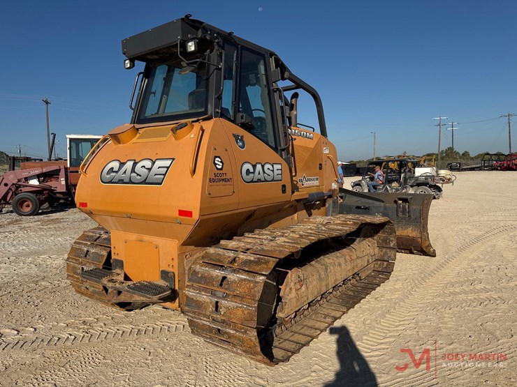 2016-case-1150m-lgp-image-2