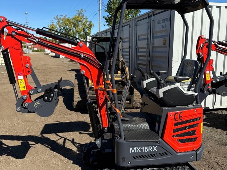 new-cfg-industrial-co-mini-excavator-model-mx15rx-image-1