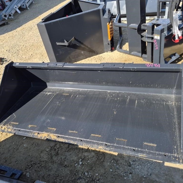 WOLVERINE TDB-11-84W MATERIAL BUCKET