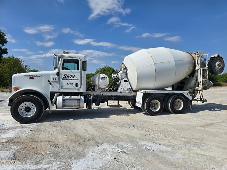 2014-peterbilt-365-image-7