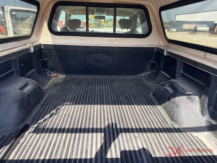 2007-ford-f-250-lariat-pickup-truck-image-10