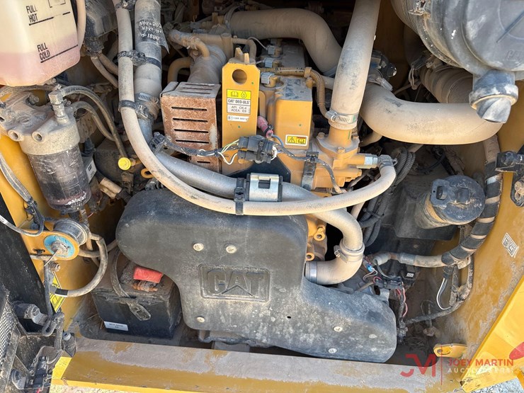 2017-caterpillar-289d-image-12