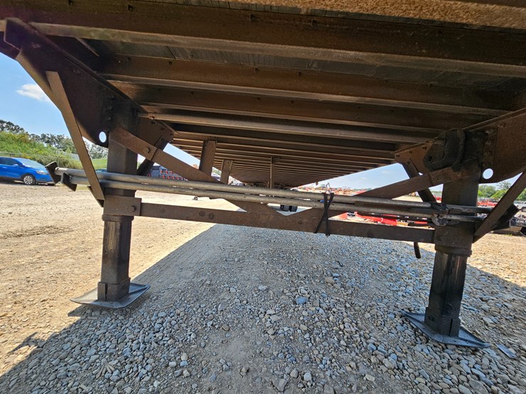 2013-great-dane-trailer-image-31