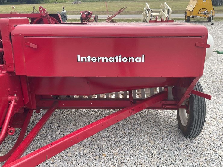 international-baler-image-31