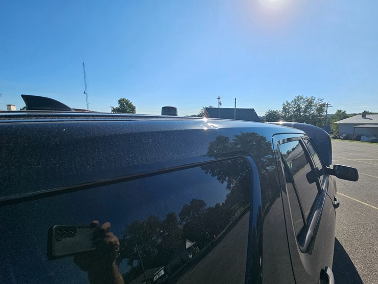 2017-ford-explorer-image-64