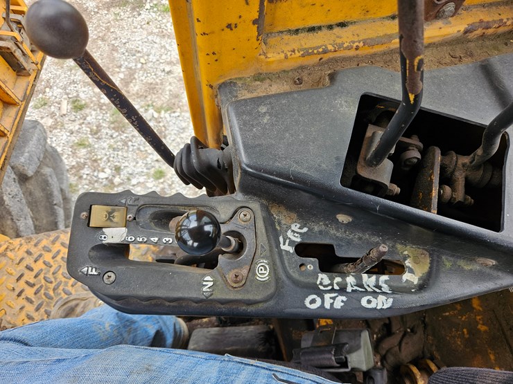 648-deere-648e-image-45