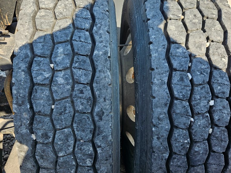 2016-freightliner-cascadia-125-image-88