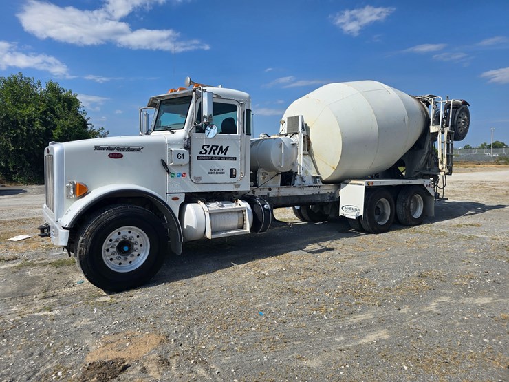 2014-peterbilt-365-image-4