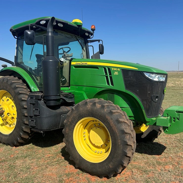 2014 JOHN DEERE 7210R