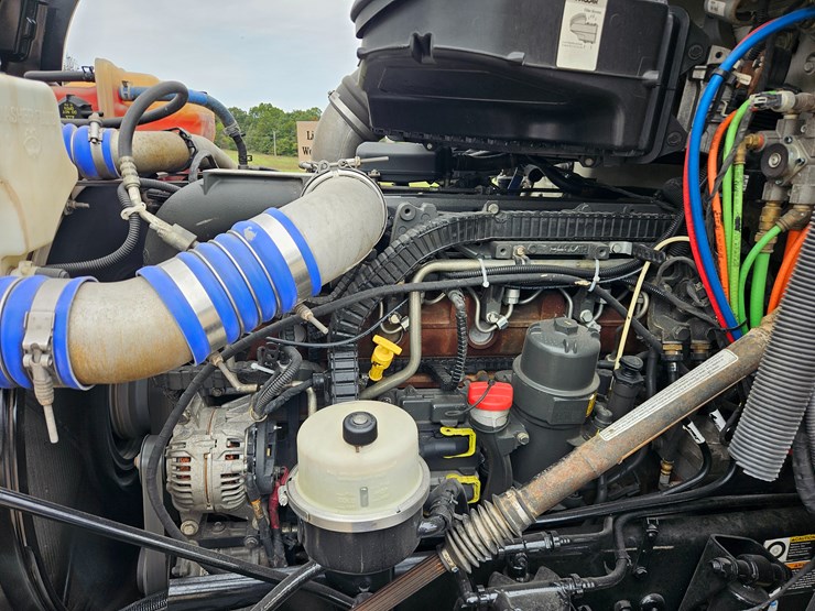 kenworth-t680-image-26