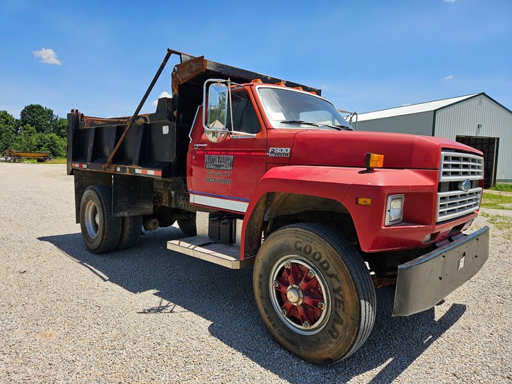 1993-ford-f800-image-23