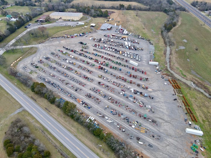 #1-•-lot-is-full.-thank-you,-consignors!-image-1
