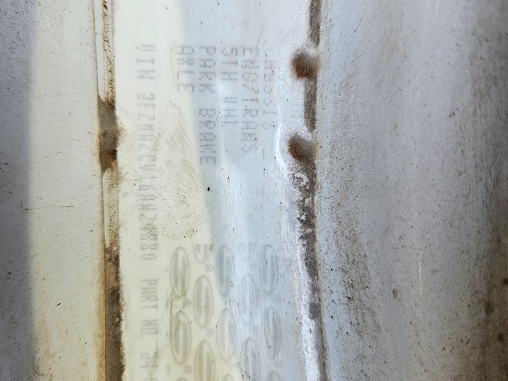 2006-sterling-l9500-image-101