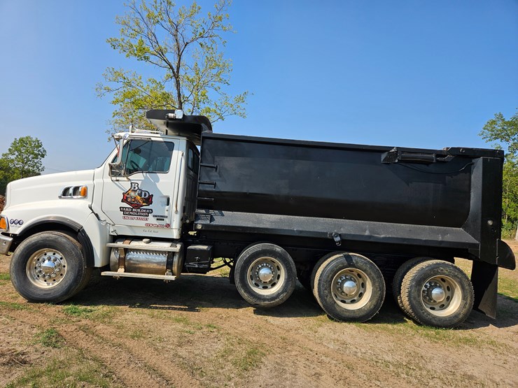 2006-sterling-l9500-image-8