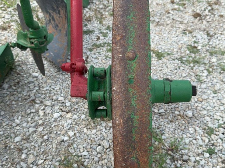 oliver-two-bottom-plow-image-14
