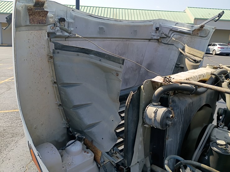 1998-ford-f700-image-35